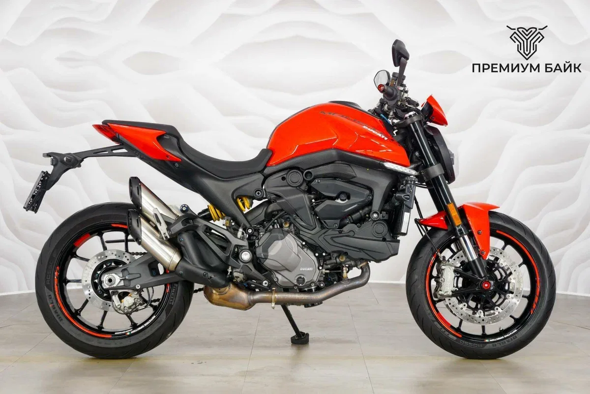 Ducati Monster 937