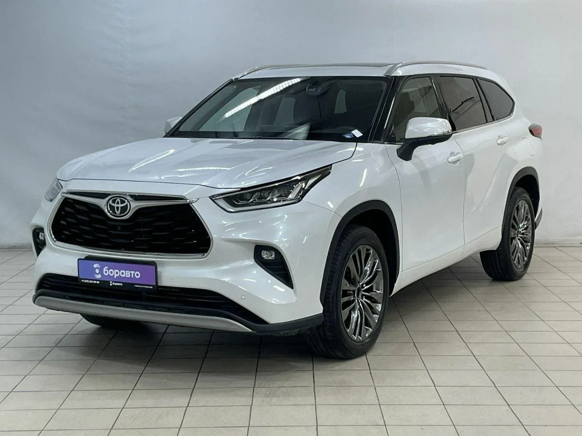 Toyota Highlander IV (U70)