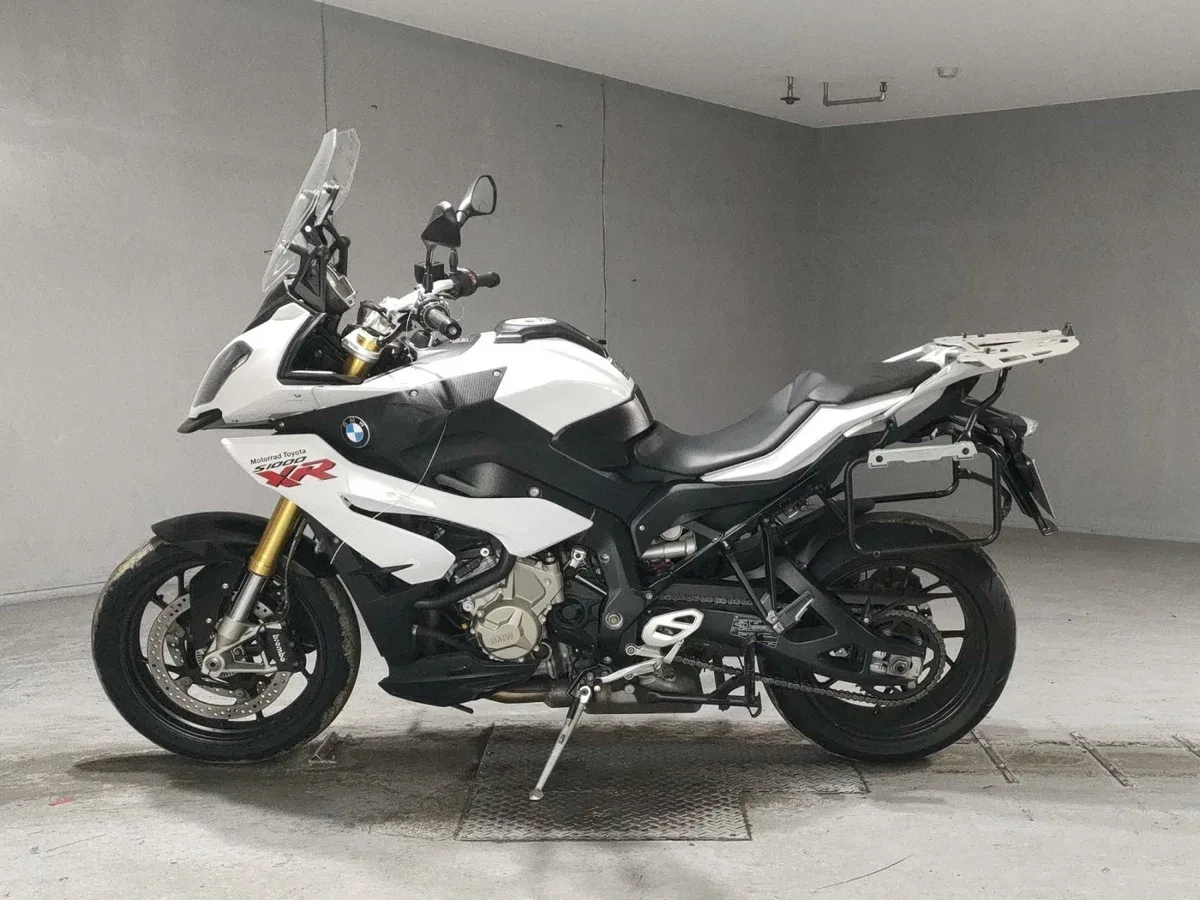 BMW S 1000 XR