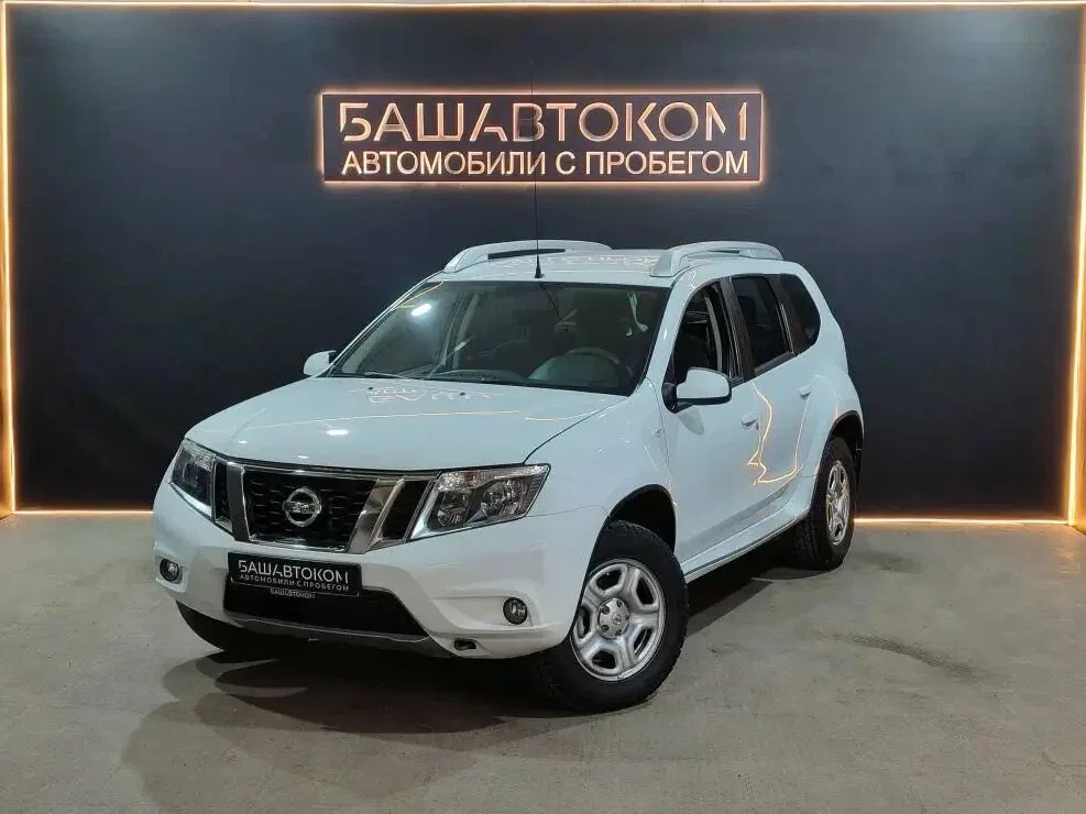 Nissan Terrano III (D10)