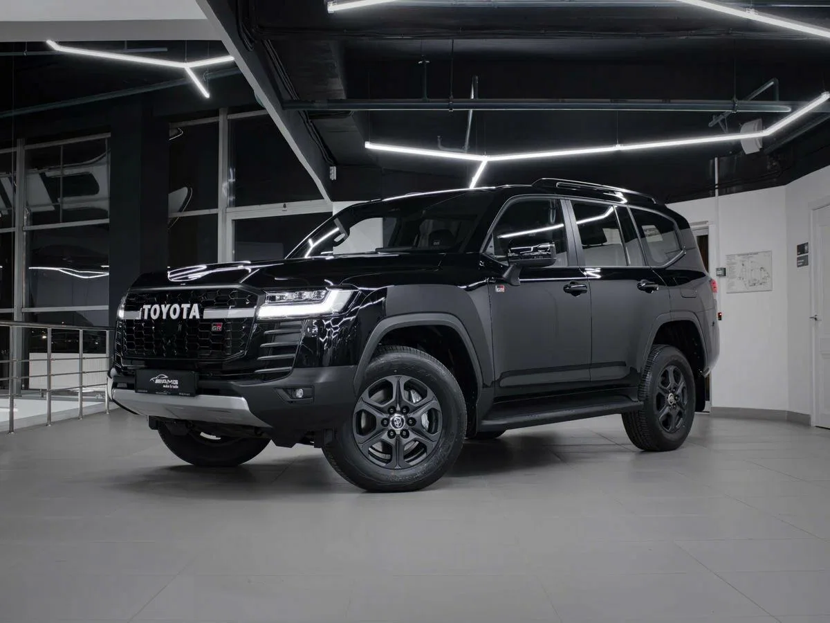 Toyota Land Cruiser 300 Series
