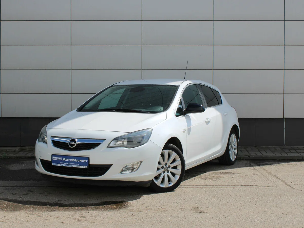Opel Astra J