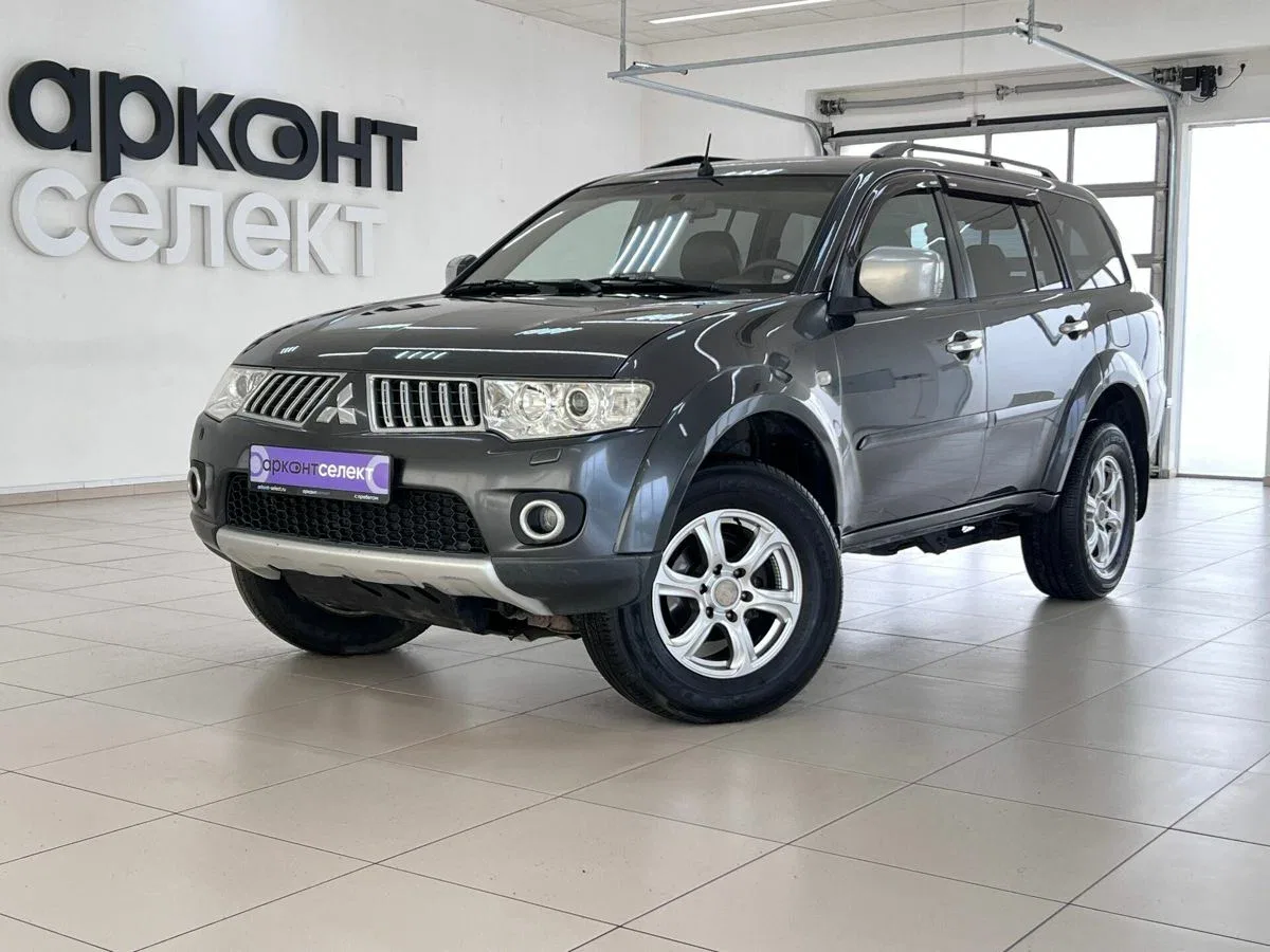 Mitsubishi Pajero Sport II