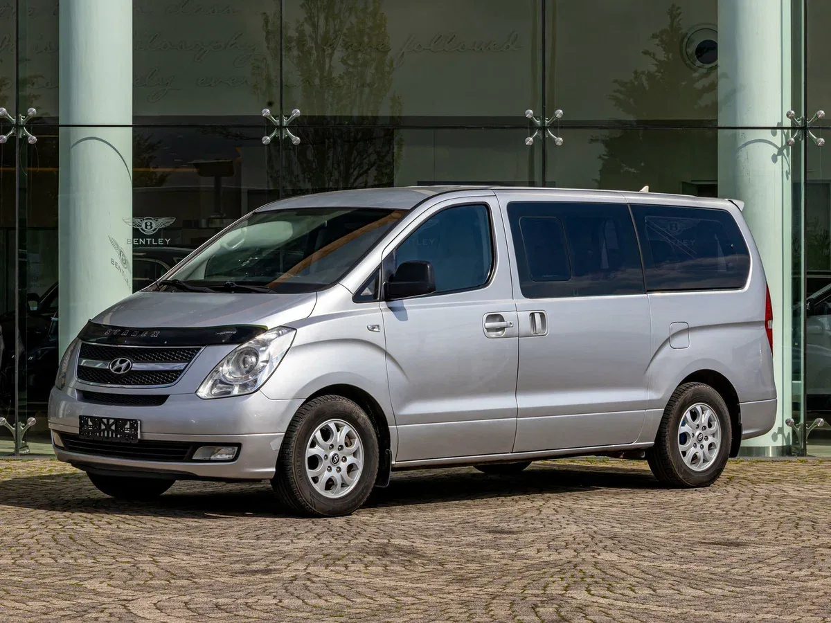 Hyundai Grand Starex I
