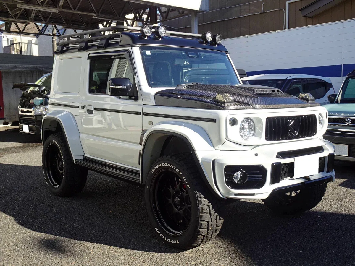 Suzuki Jimny IV