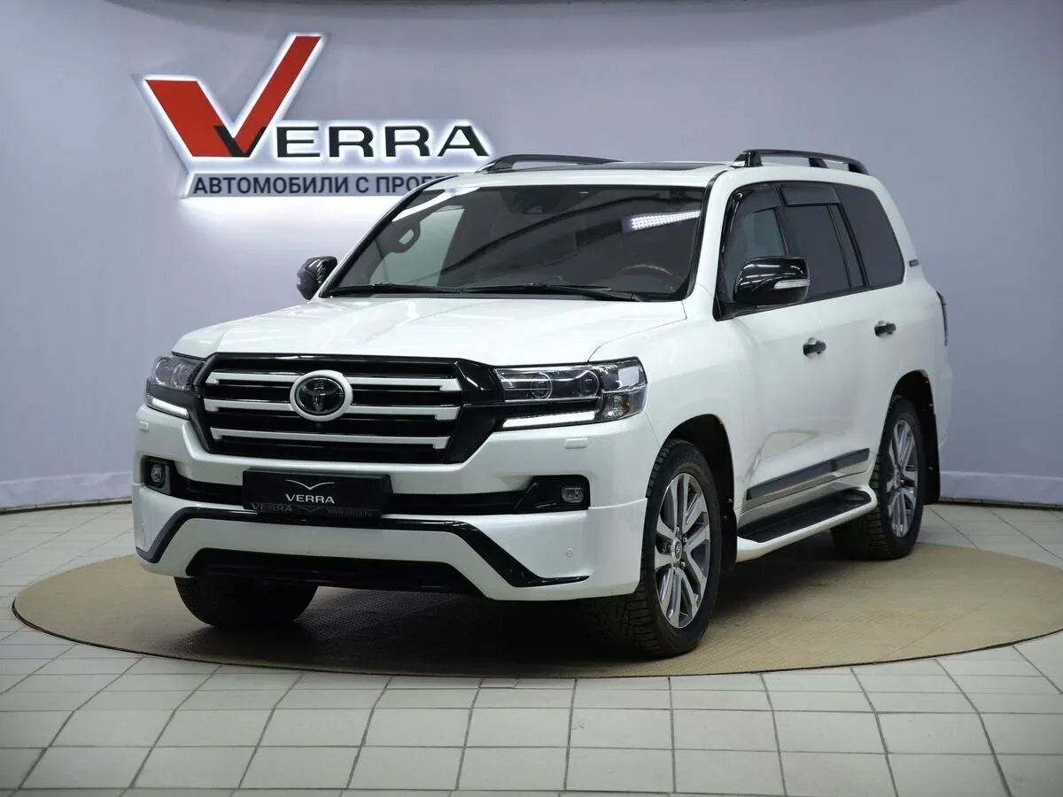 Toyota Land Cruiser 200 Series Рестайлинг 2