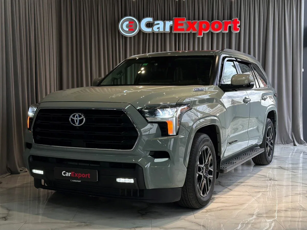 Toyota Sequoia III