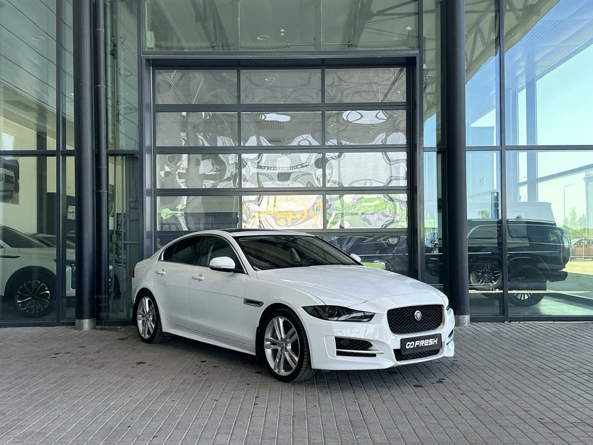 Jaguar XE I