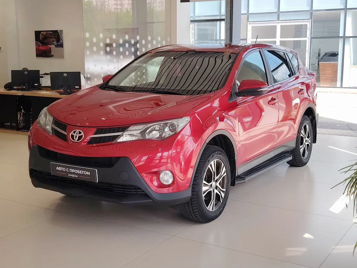 Toyota RAV4 IV (XA40)