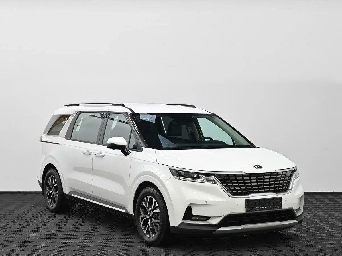 Kia Carnival IV