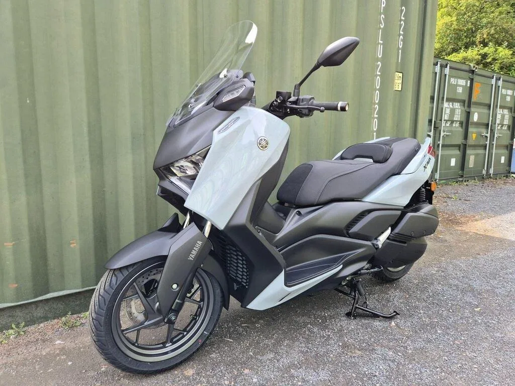 Yamaha XMAX