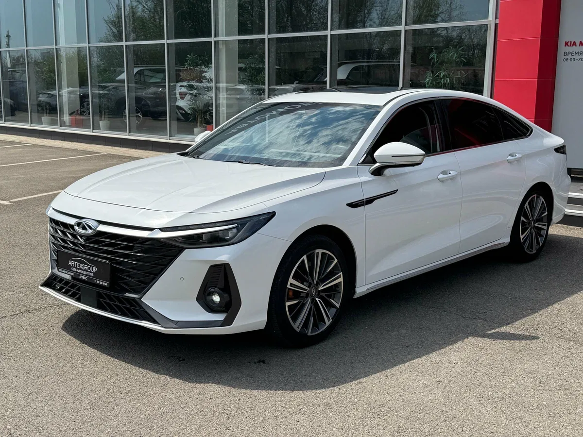 Chery Arrizo 8