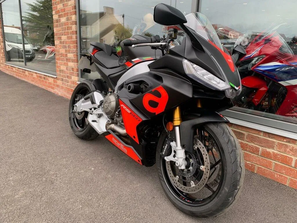 Aprilia RS 660