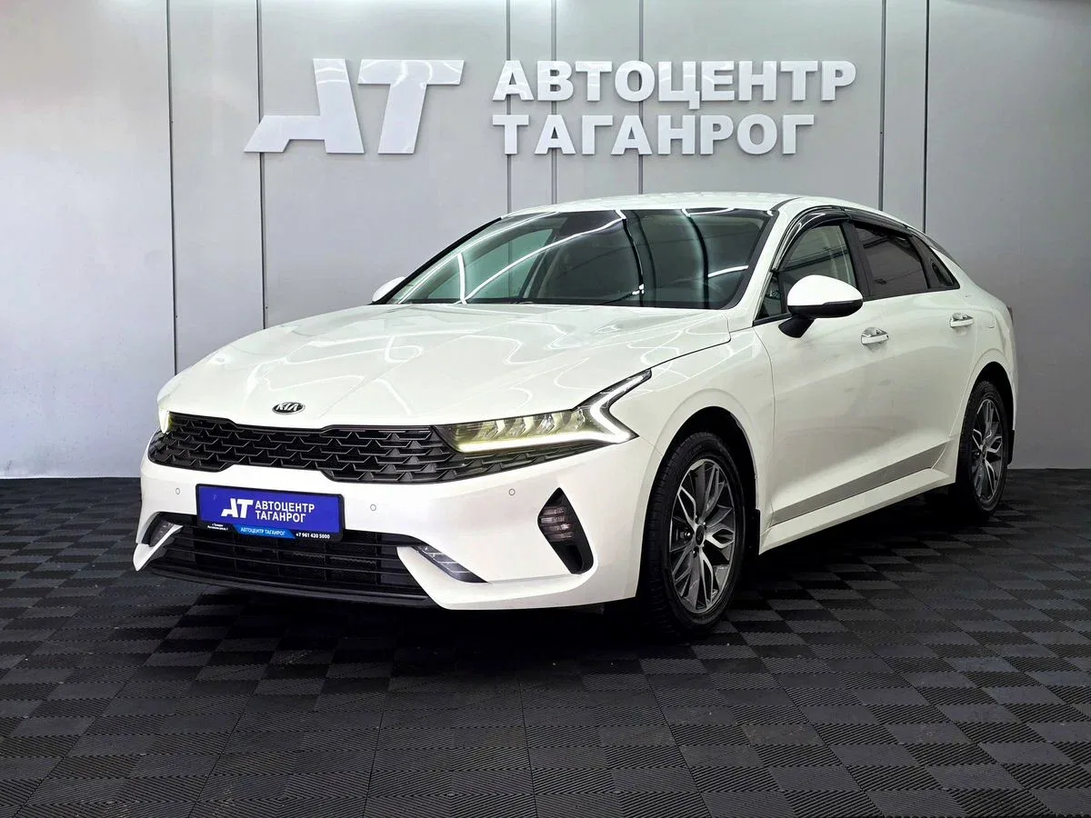 Kia K5 III