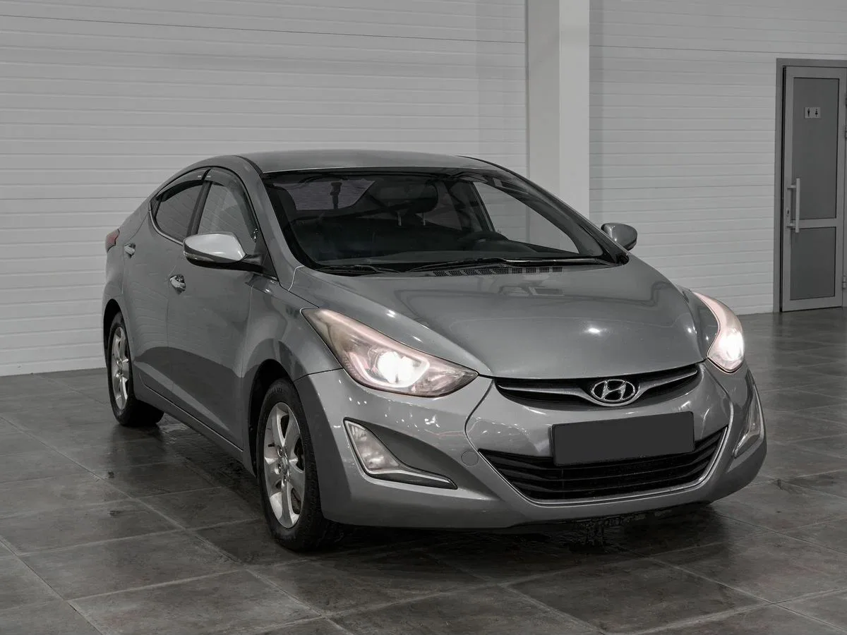 Hyundai Avante V