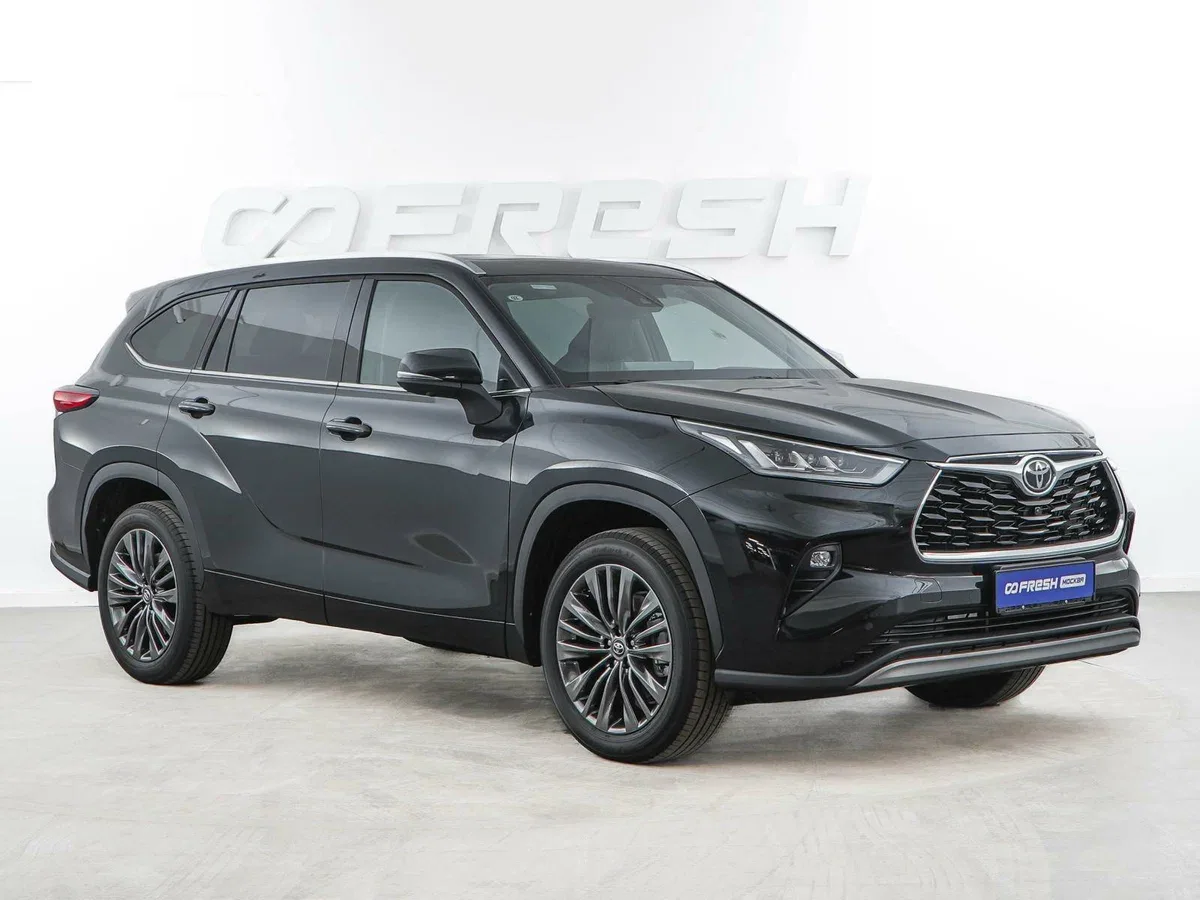 Toyota Highlander IV (U70)