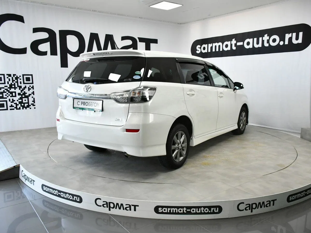 Toyota Wish II Рестайлинг