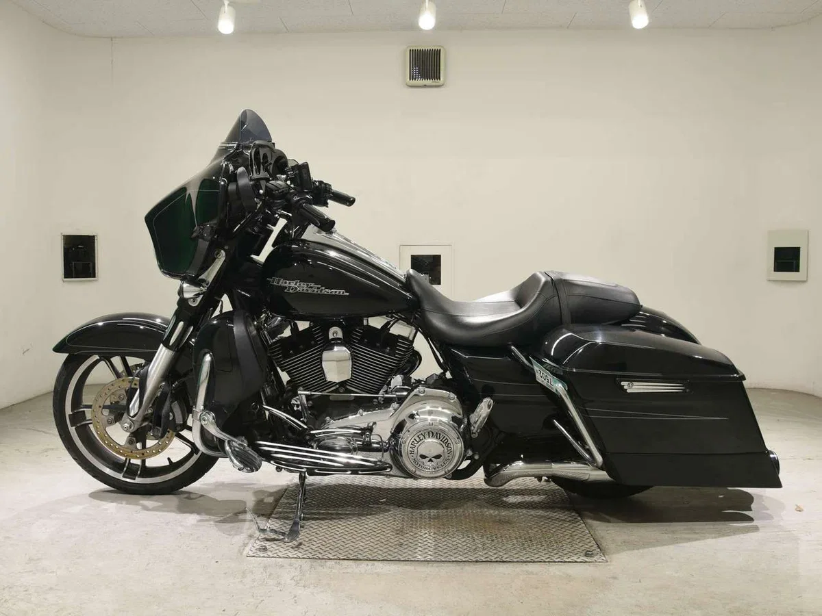 Harley-Davidson Street Glide Special