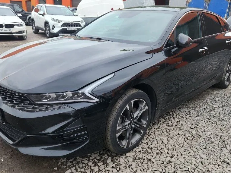 Kia K5 III