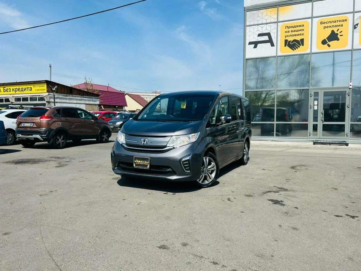 Honda Stepwgn V Рестайлинг