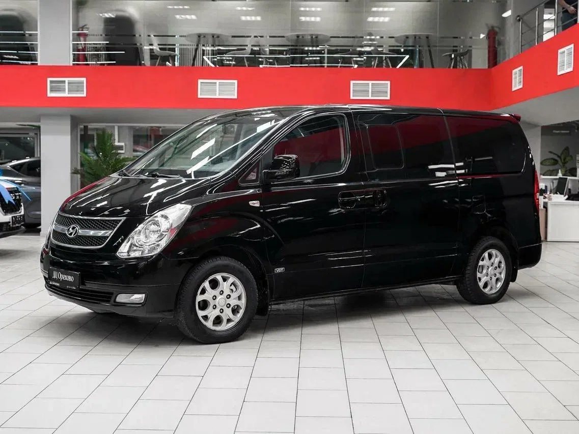 Hyundai Grand Starex I