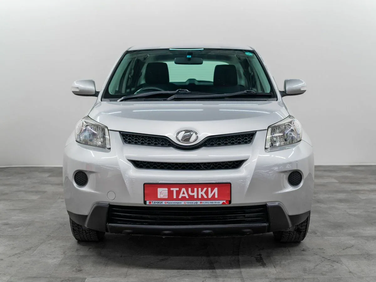 Toyota Ist II