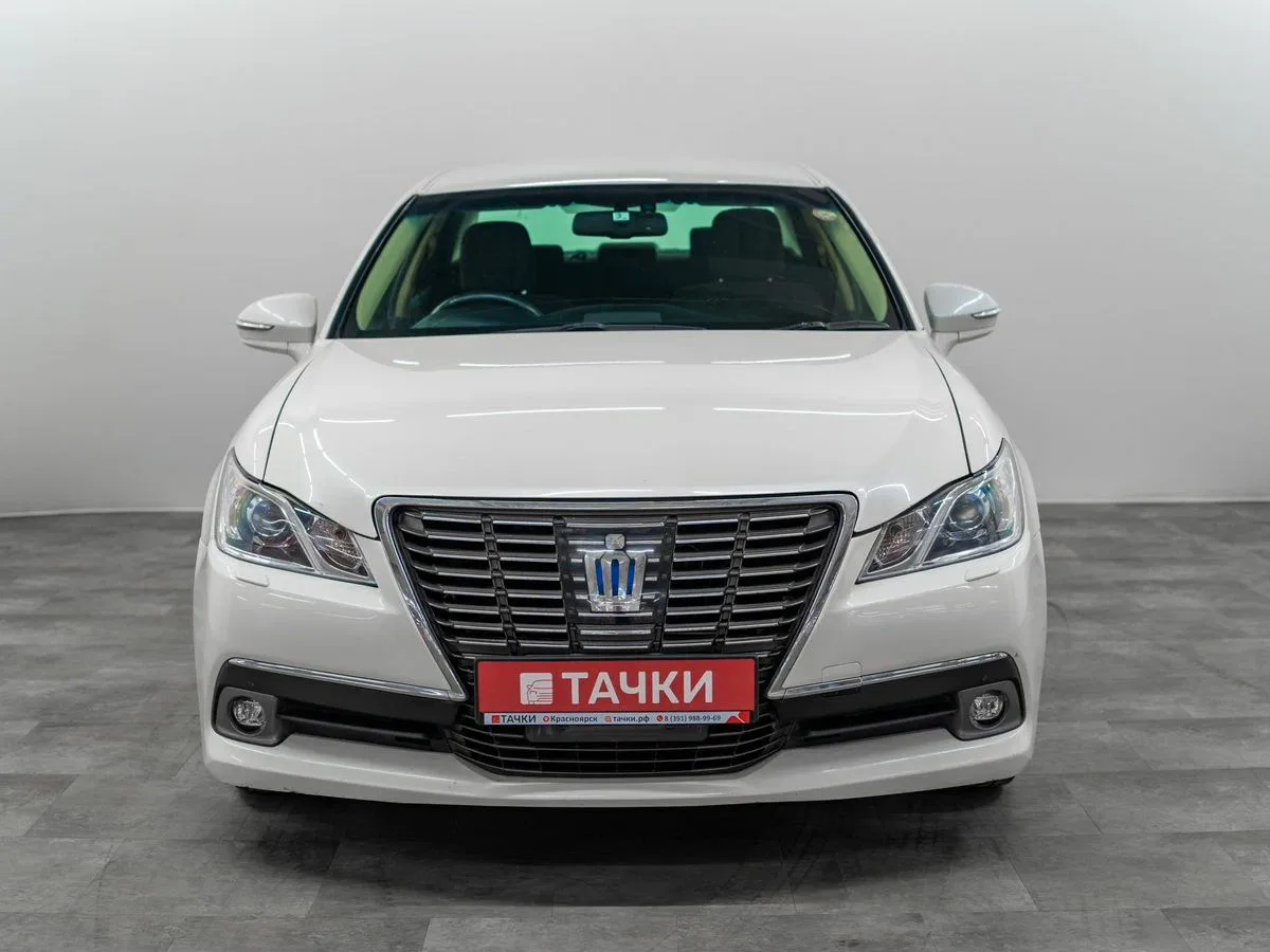Toyota Crown XIV (S210)