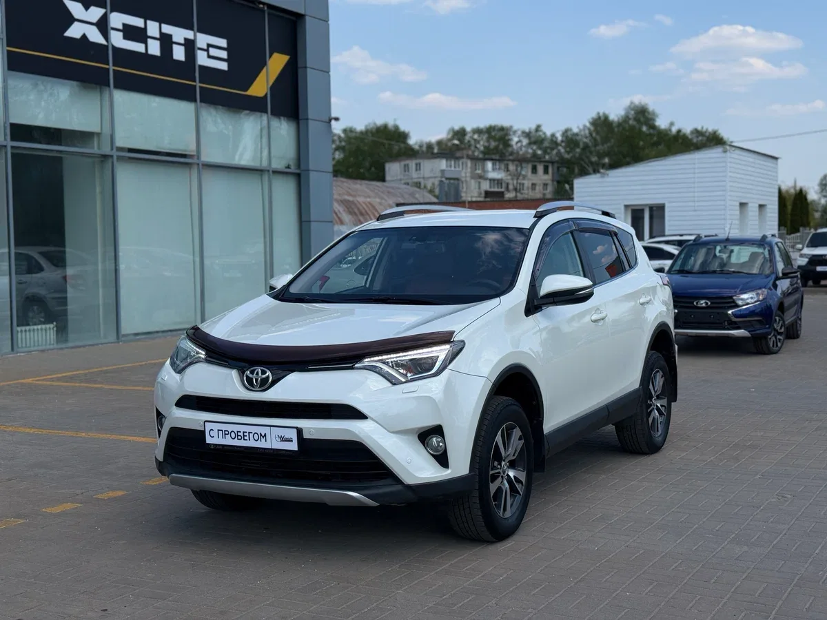 Toyota RAV4 IV (XA40) Рестайлинг