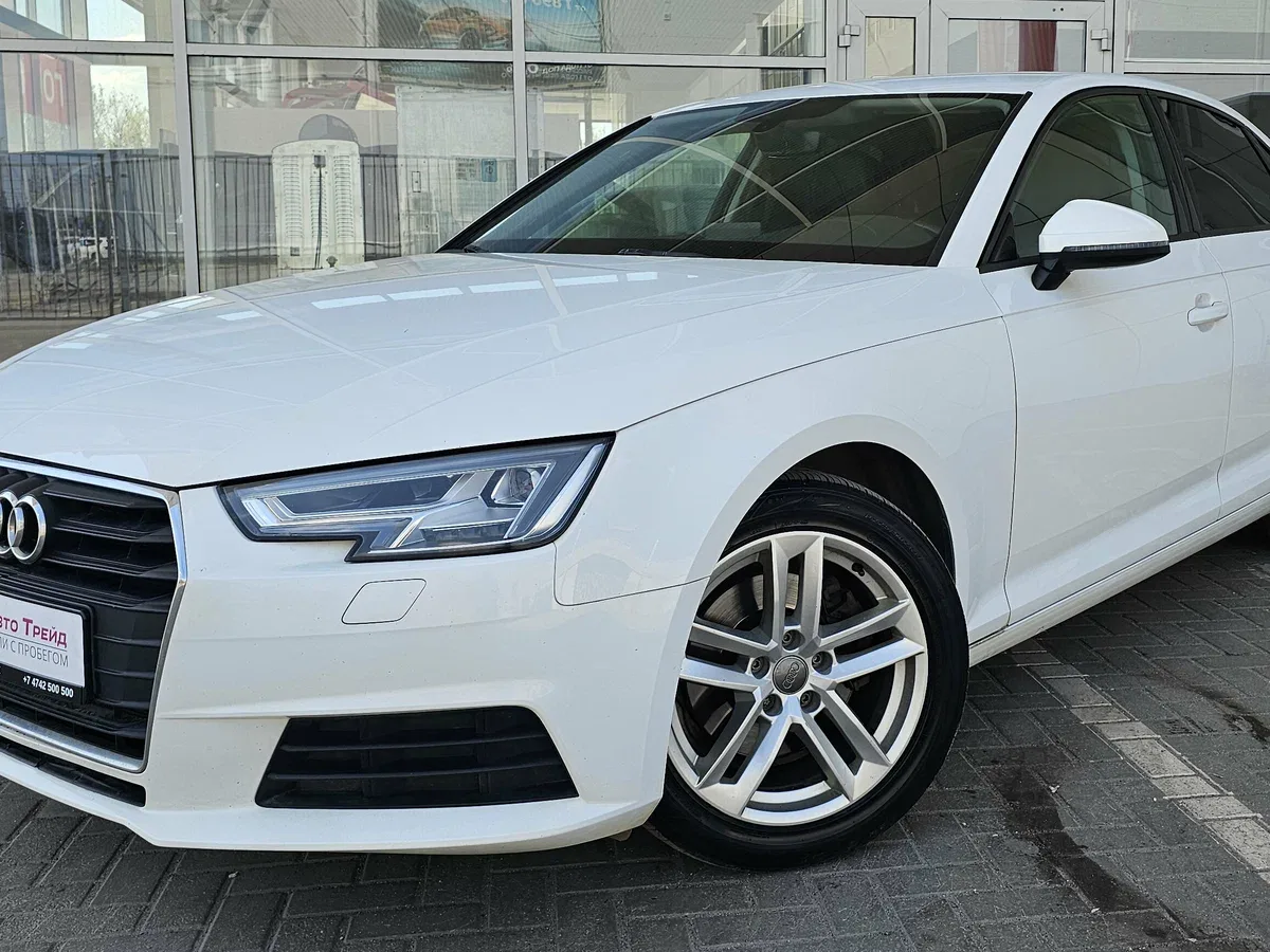 Audi A4 V (B9)