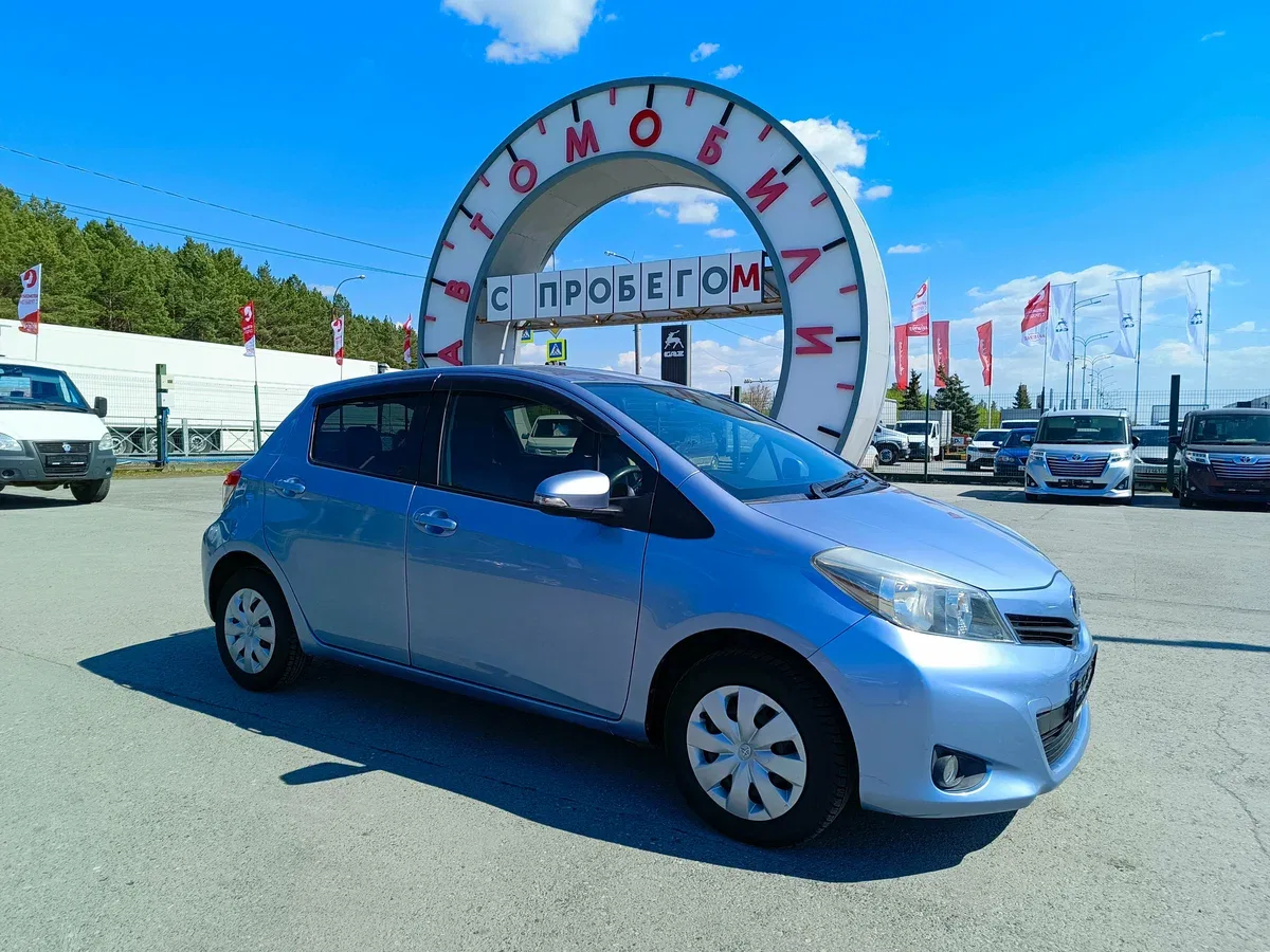 Toyota Vitz III (XP130)