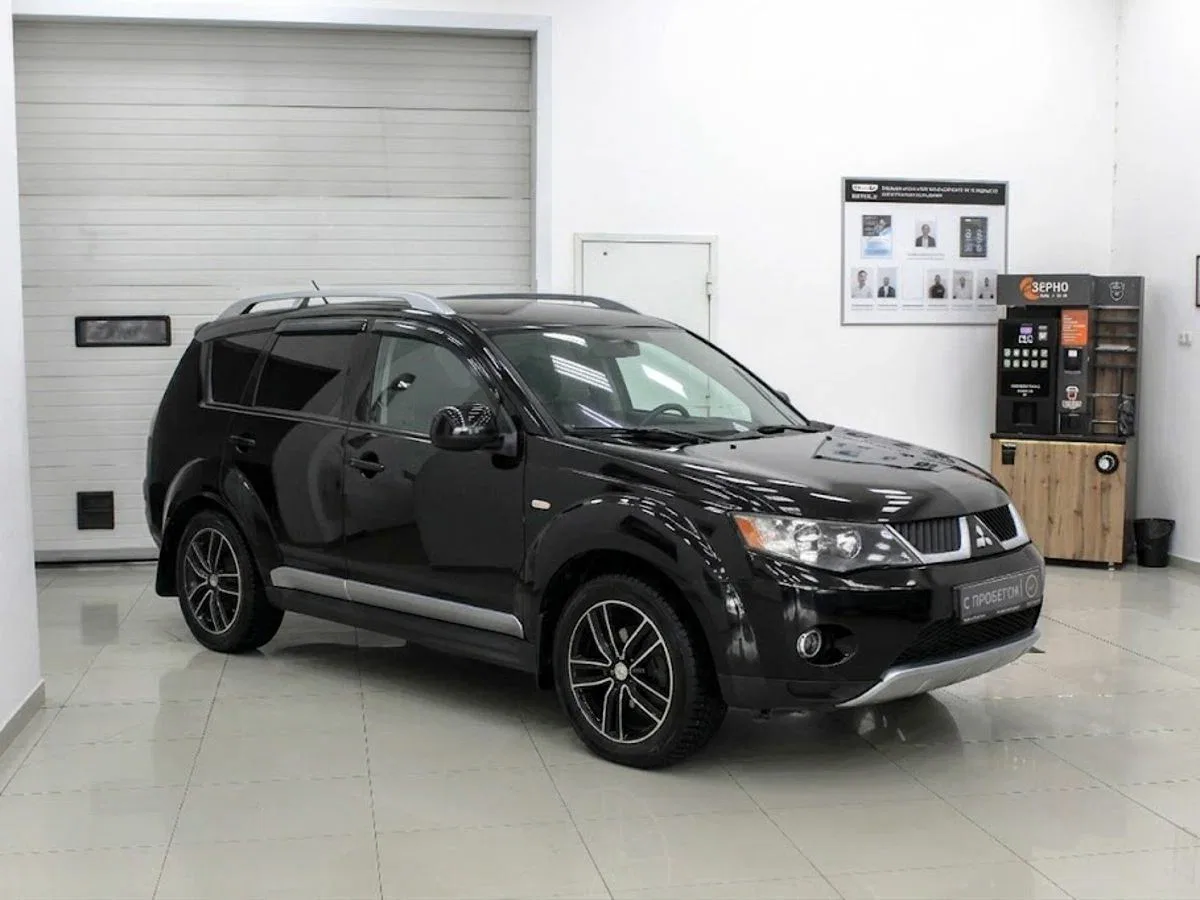 Mitsubishi Outlander II