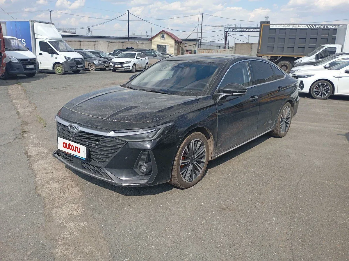 Chery Arrizo 8