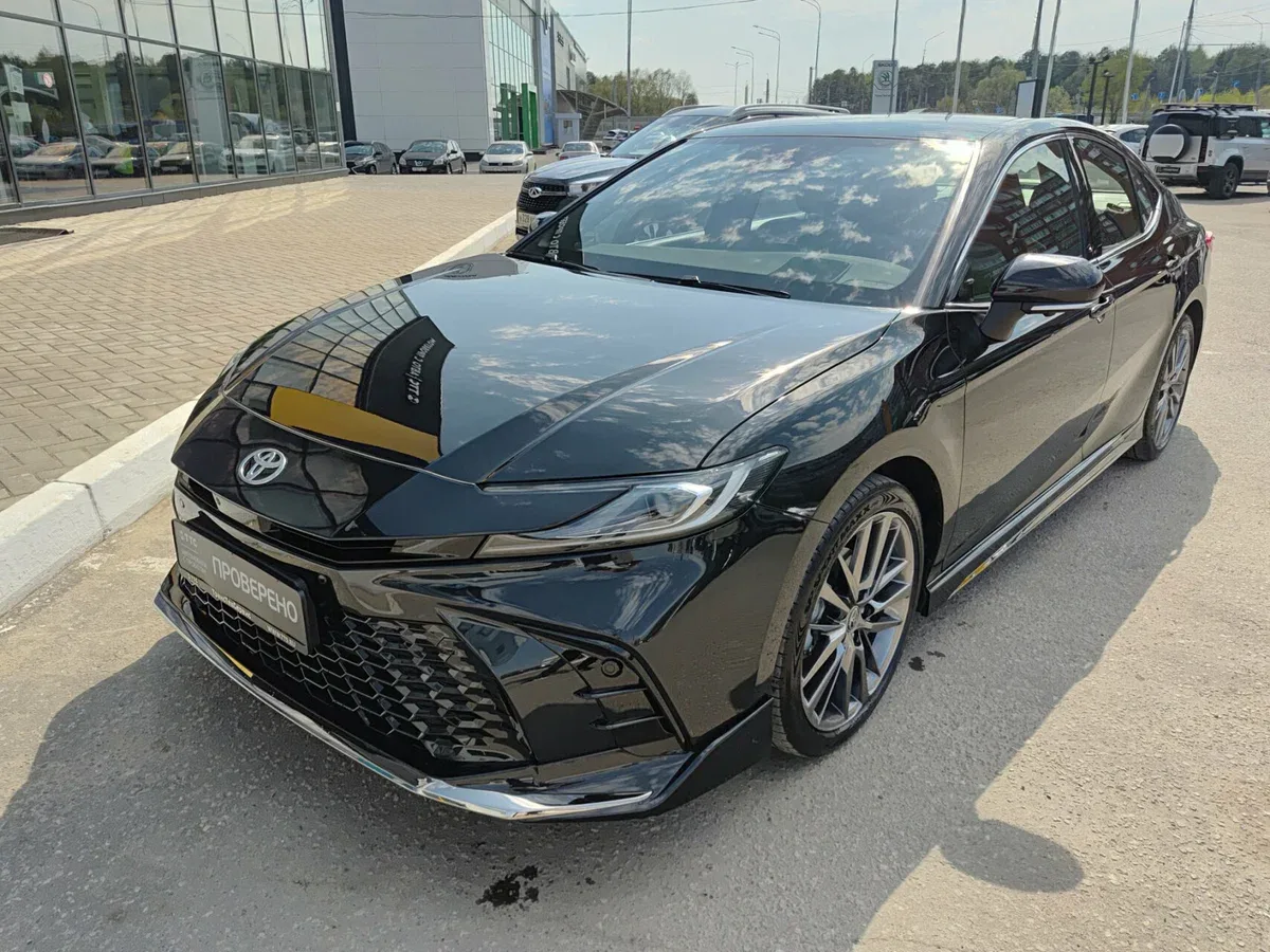 Toyota Camry IX (XV80) China Market