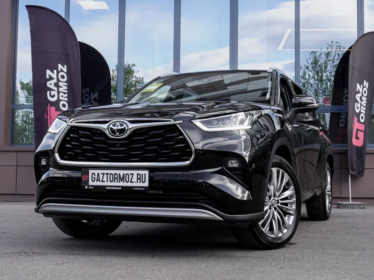Toyota Highlander IV (U70)