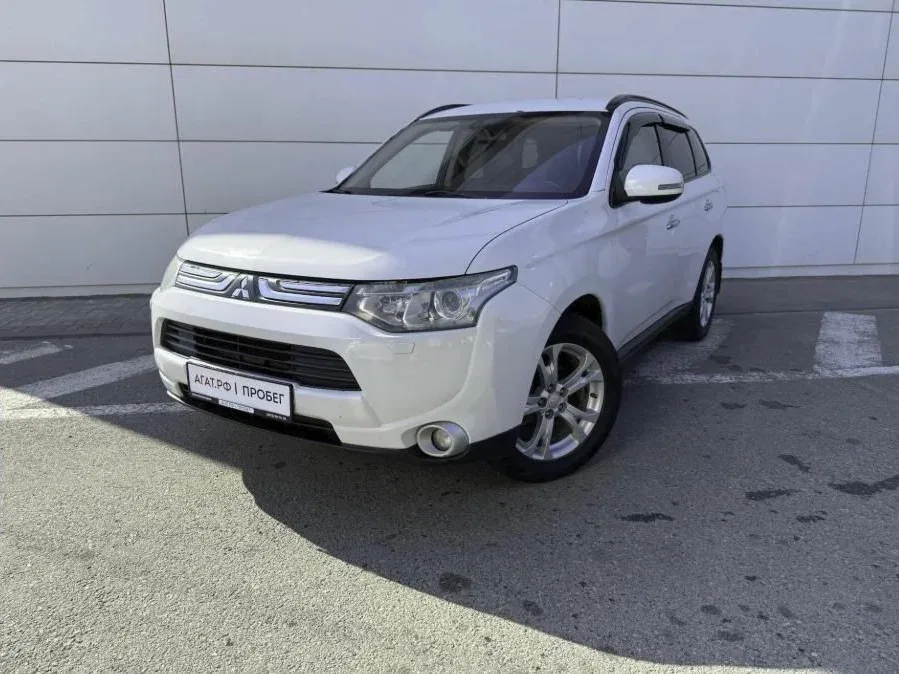 Mitsubishi Outlander III