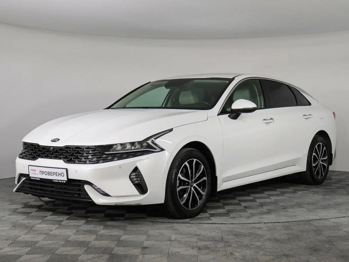 Kia K5 III