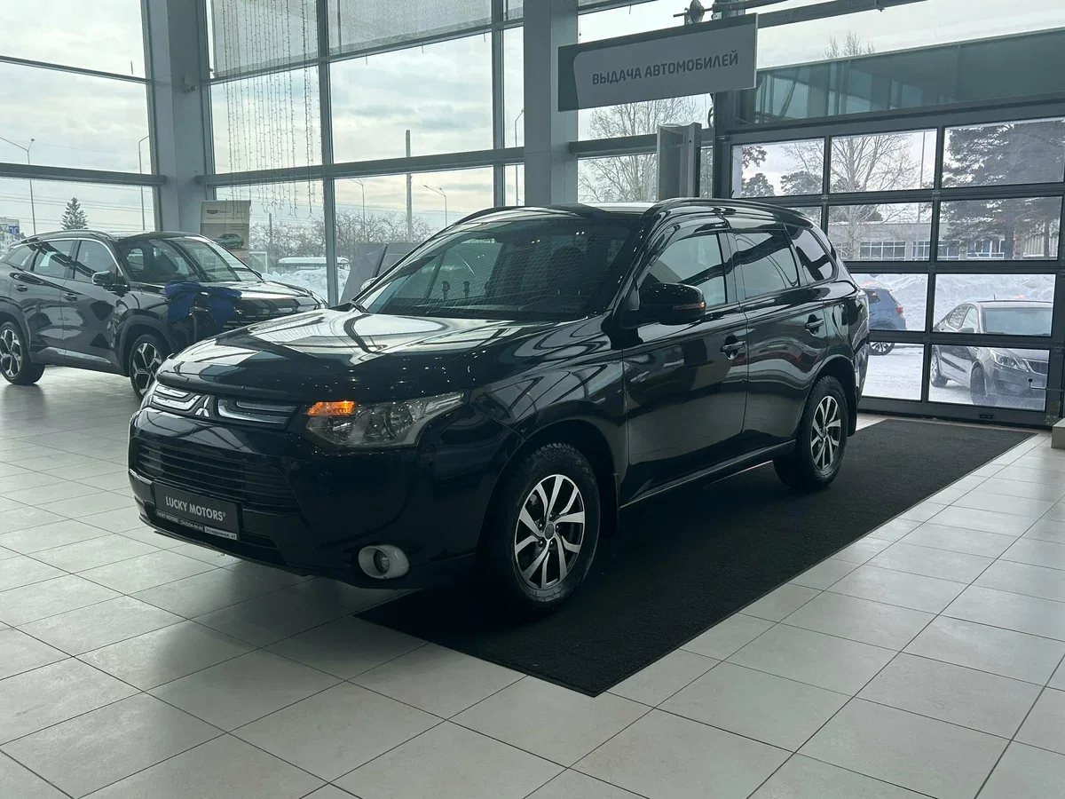 Mitsubishi Outlander III