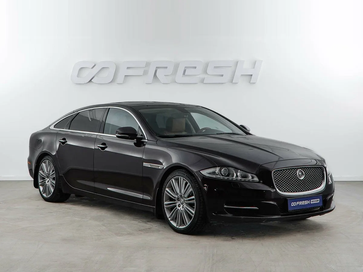 Jaguar XJ IV (X351)