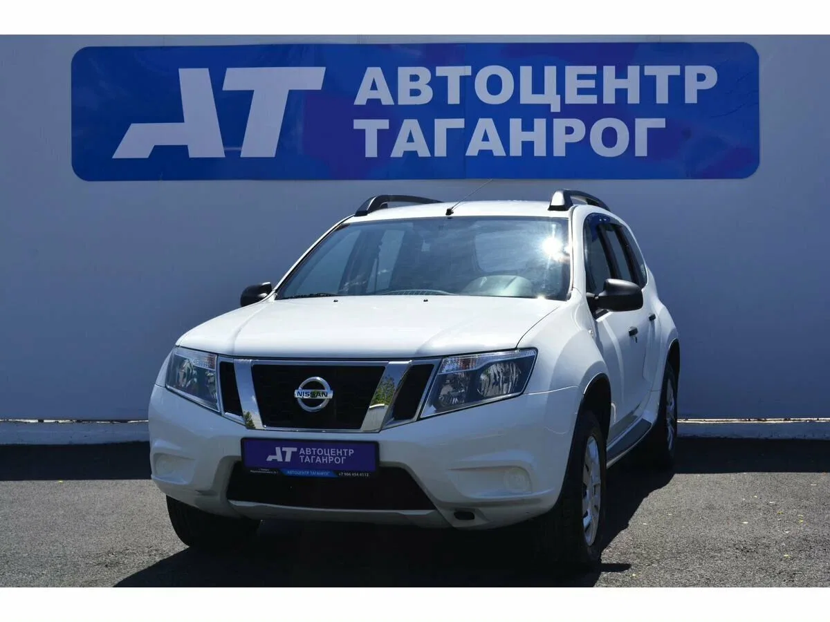 Nissan Terrano III (D10)