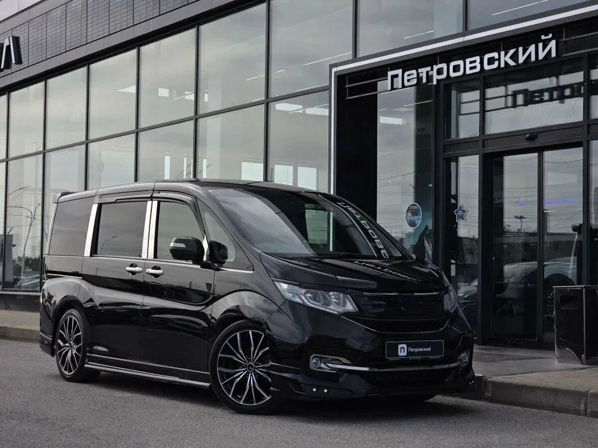 Honda Stepwgn V