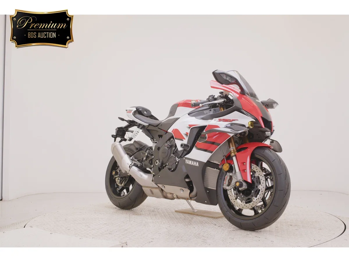 Yamaha YZF-R1
