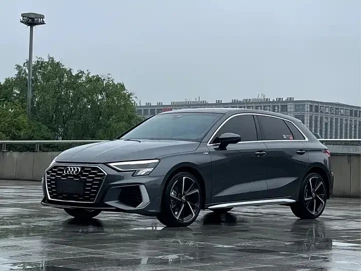Audi A3 IV (8Y)