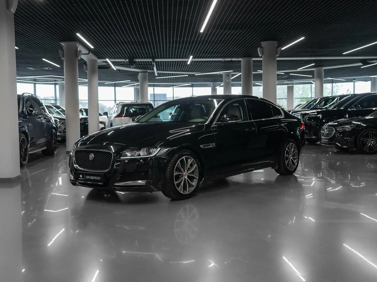 Jaguar XF II