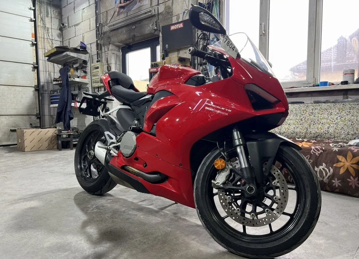 Ducati Panigale V2