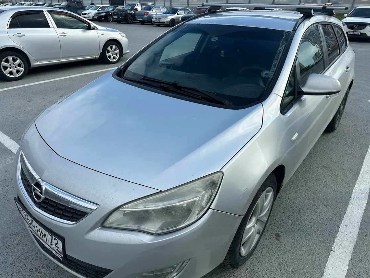 Opel Astra J