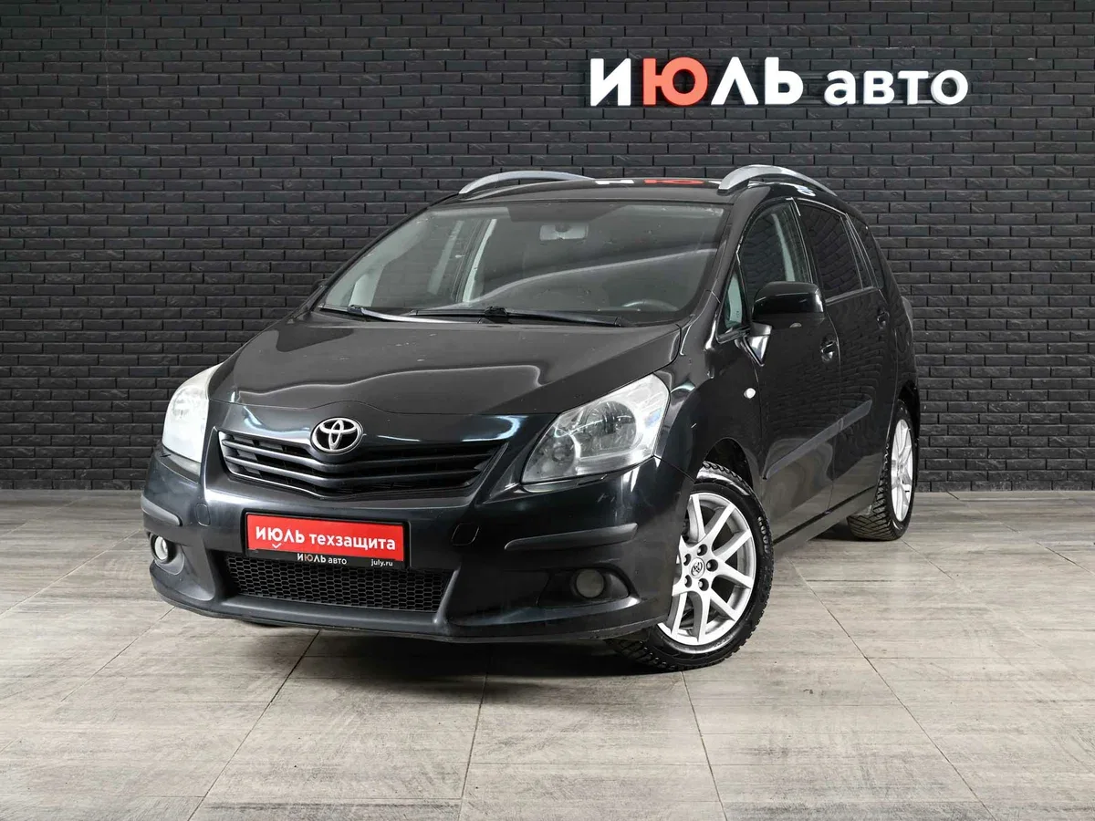 Toyota Verso I