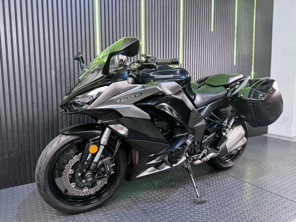 Kawasaki Z1000SX