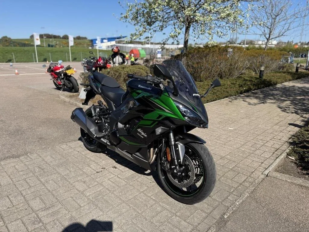 Kawasaki Ninja 1000SX