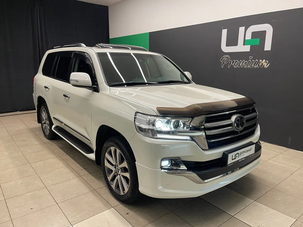 Toyota Land Cruiser 200 Series Рестайлинг 2
