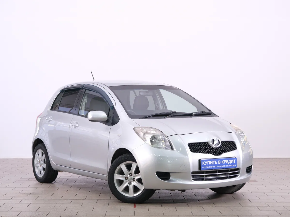 Toyota Vitz II (XP90)